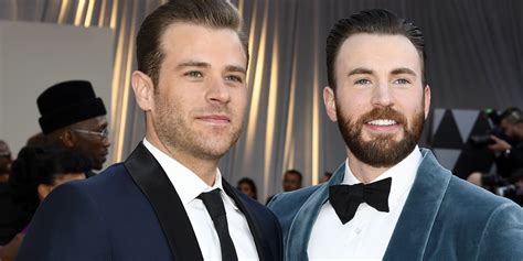 Kinda think Chris Evans’s dick pic leak wasn’t really an “accident”